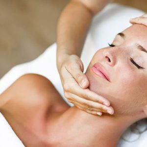 Arcmasszázs ajándékutalvány